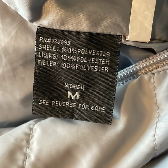 New balance light weight puffer - Size M - Picture 4 of 4